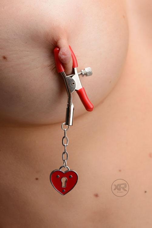 Captive Heart Padlock Nipple Clamps