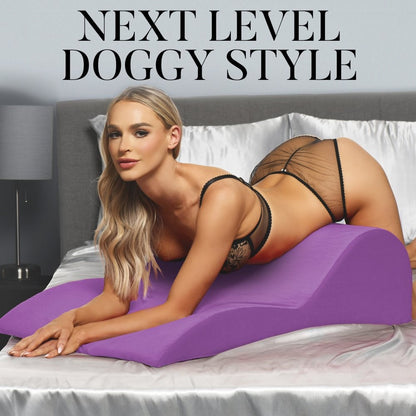 Contoured Love Cushion