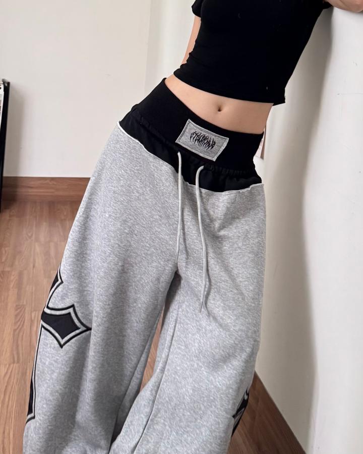 KIIKIO Y2K Color-Block Cross Pattern Baggy Pants