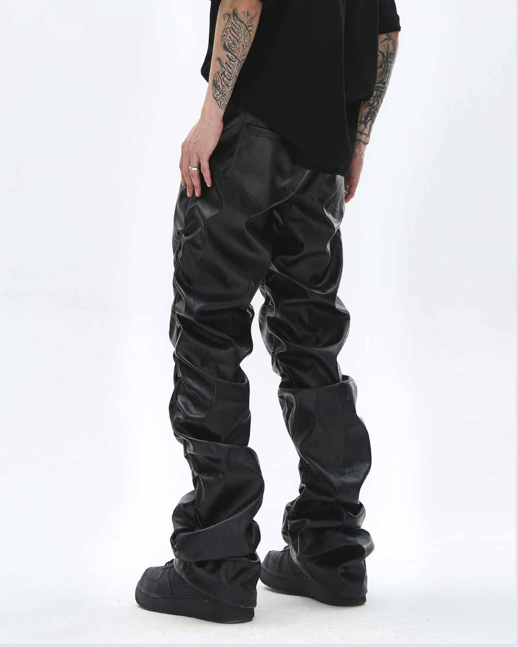 Pleated Pu Jeans