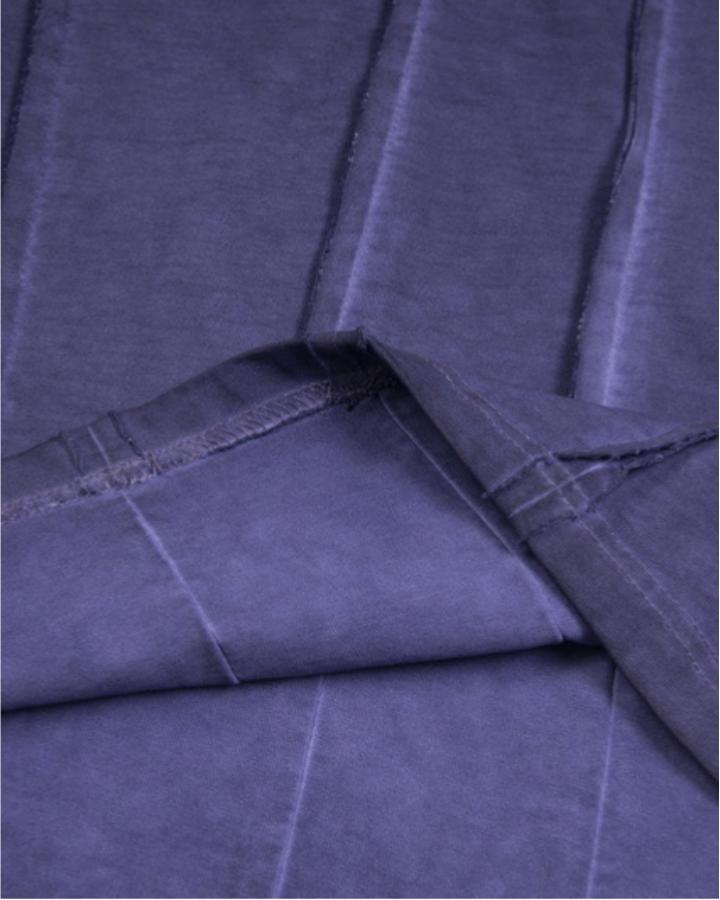Vertical Raw Seam Washed Crew Neck T-shirt