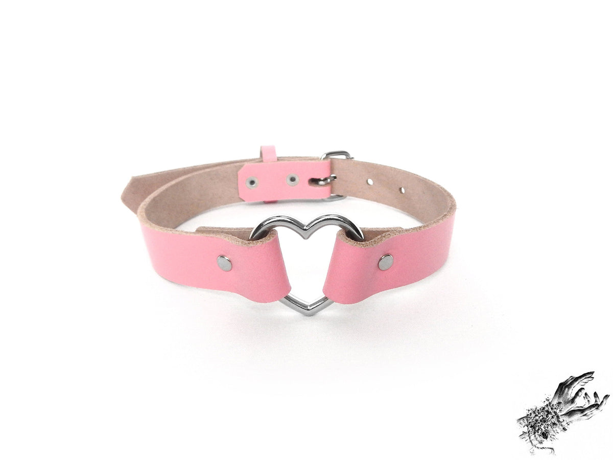 Pink Leather Heart Ring Choker