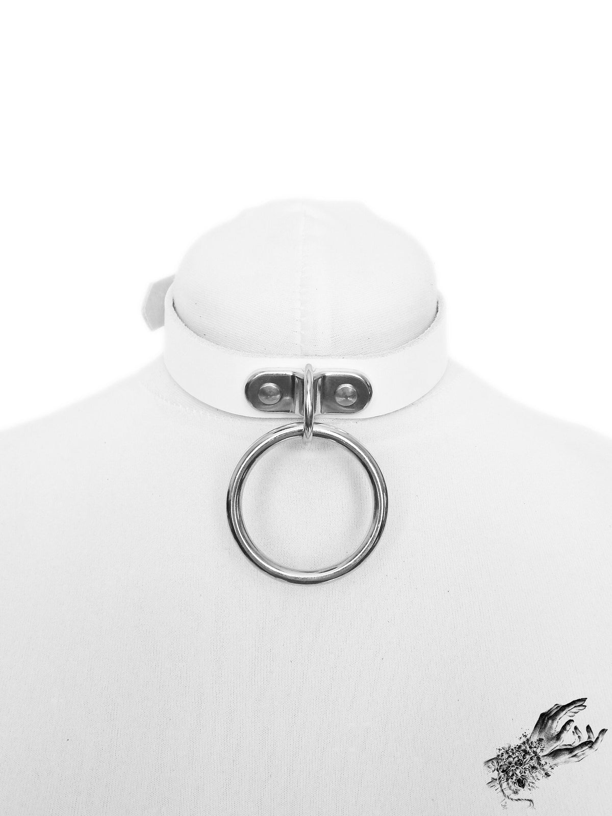 White Leather D and O Ring Choker
