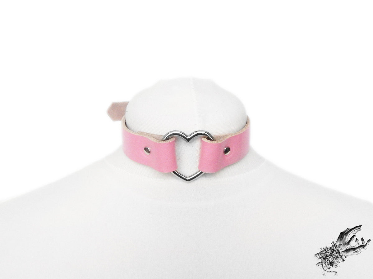 Pink Leather Heart Ring Choker