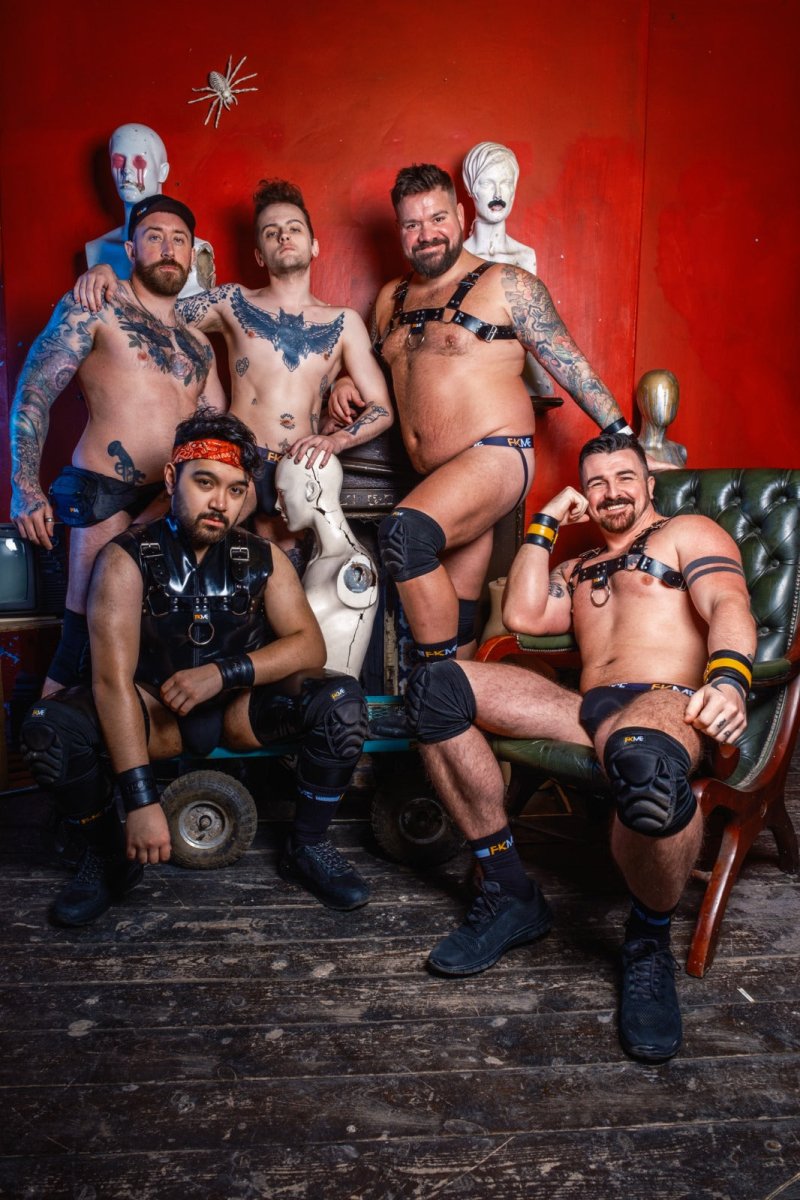 Knee pads - The Pup Play Hub