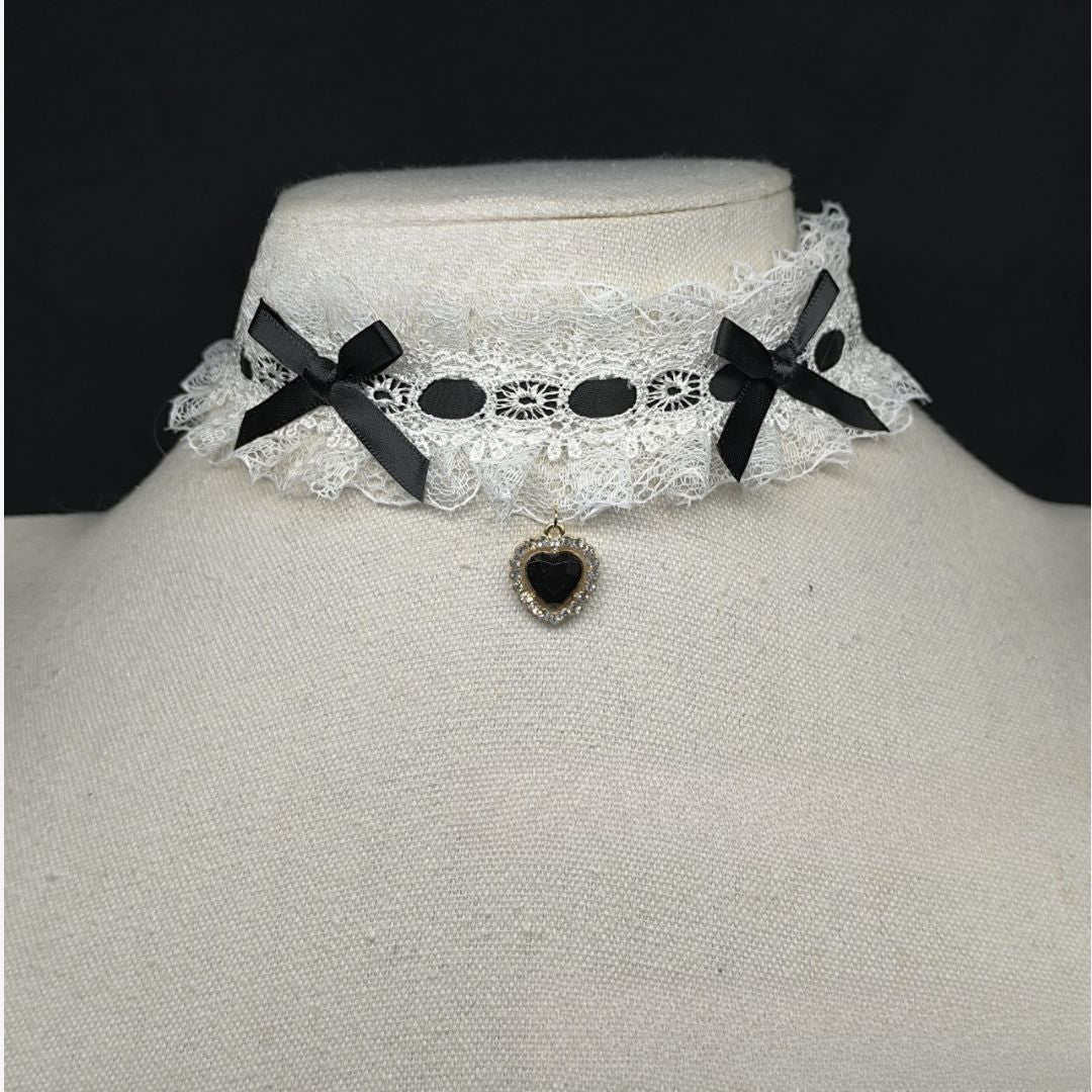 Lolita Lace Heart Choker