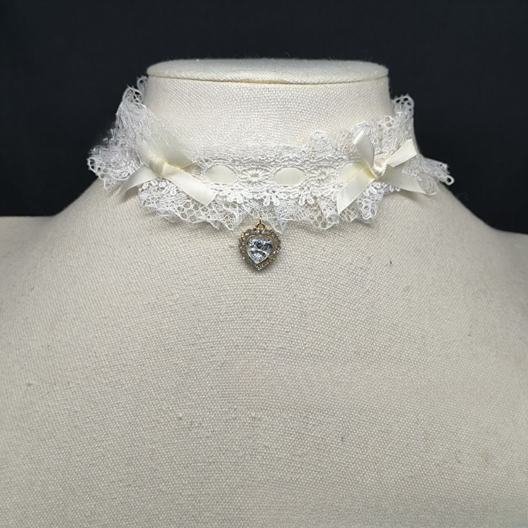 Lolita Lace Heart Choker