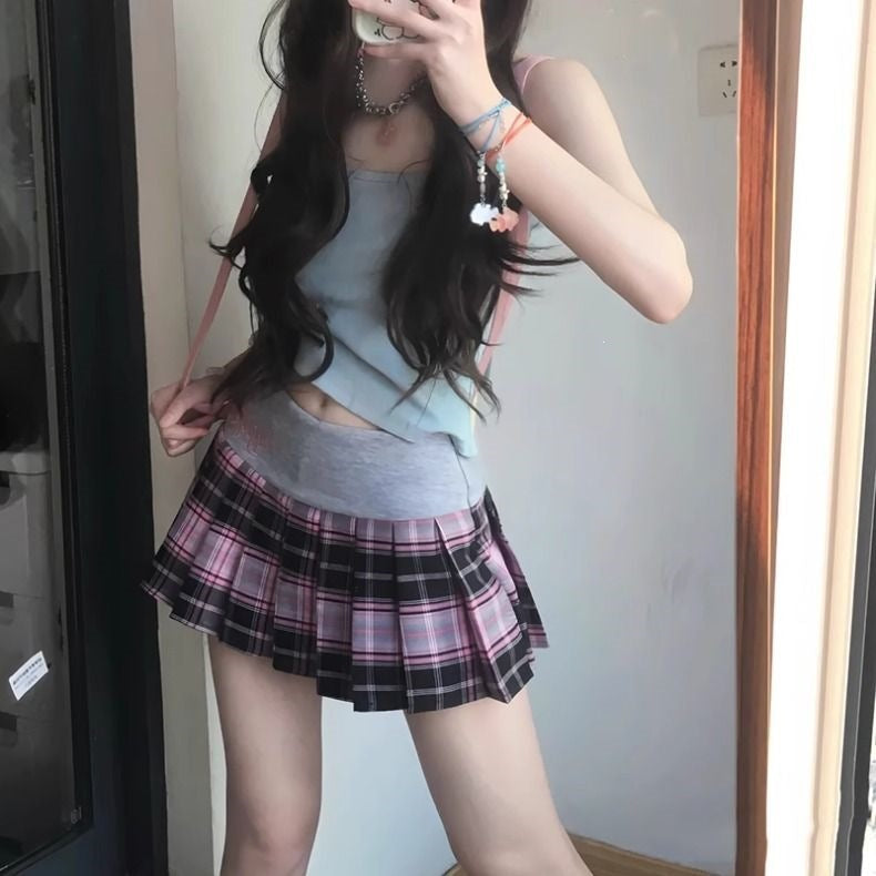 Sporty Waistband Pleated Skirt
