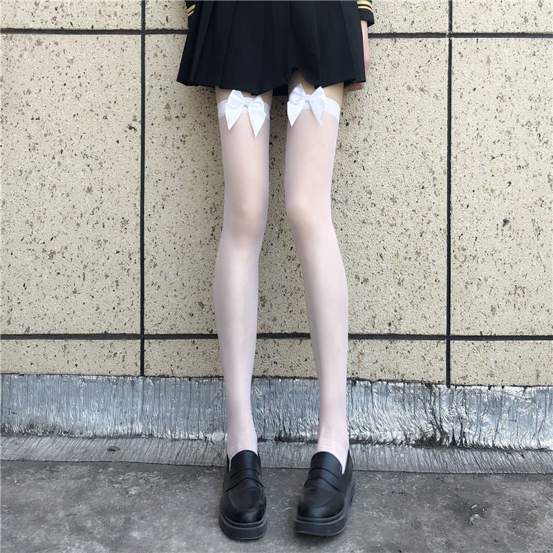 Bowed Long Stockings
