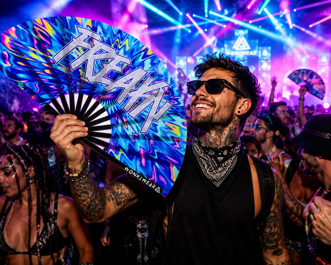 FREAKY XL UV Reactive Festival Fan